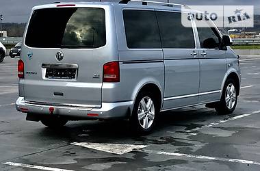 Минивэн Volkswagen Multivan 2011 в Киеве