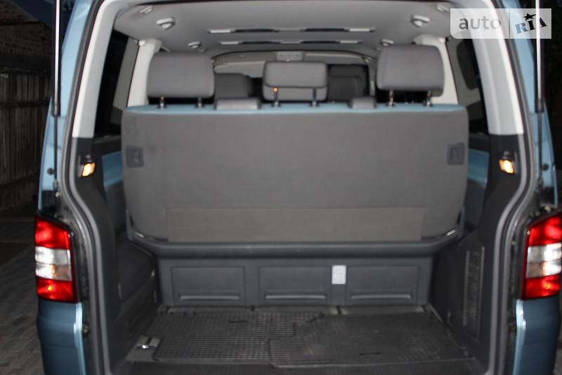 Мінівен Volkswagen Multivan 2008 в Кропивницькому