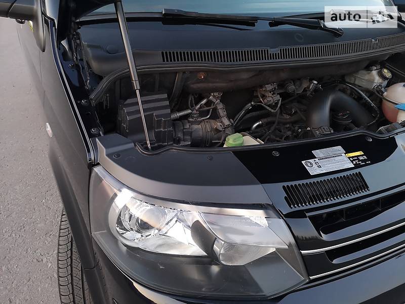 Минивэн Volkswagen Multivan 2013 в Киеве