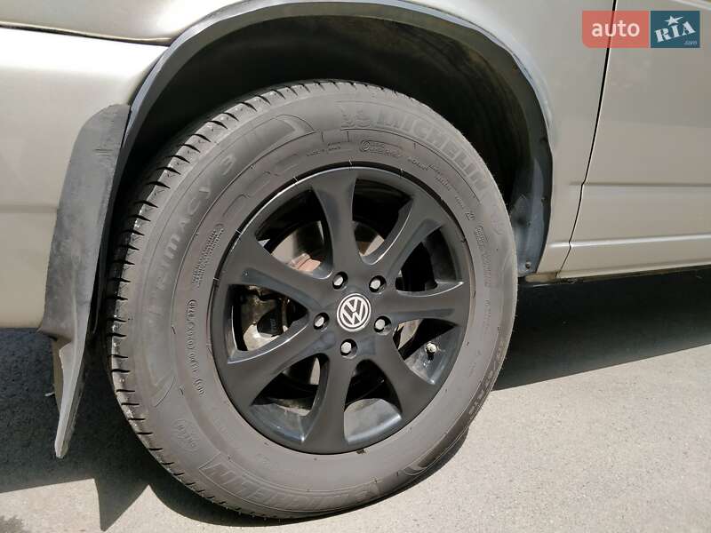Минивэн Volkswagen Multivan 1998 в Киеве