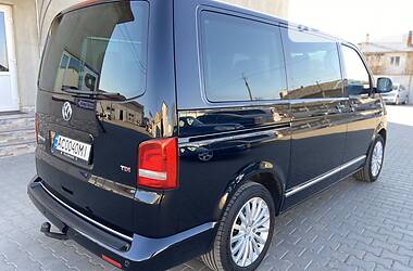 Мінівен Volkswagen Multivan 2010 в 