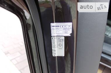 Минивэн Volkswagen Multivan 2010 в 