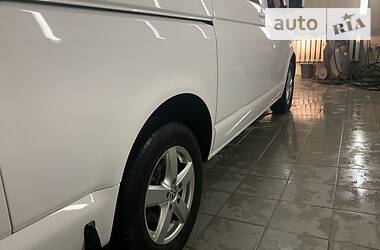 Минивэн Volkswagen Multivan 2010 в Умани