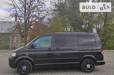 Минивэн Volkswagen Multivan 2006 в Черновцах