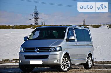 Мінівен Volkswagen Multivan 2013 в Дніпрі