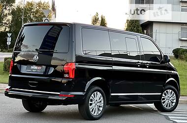 Минивэн Volkswagen Multivan 2020 в 