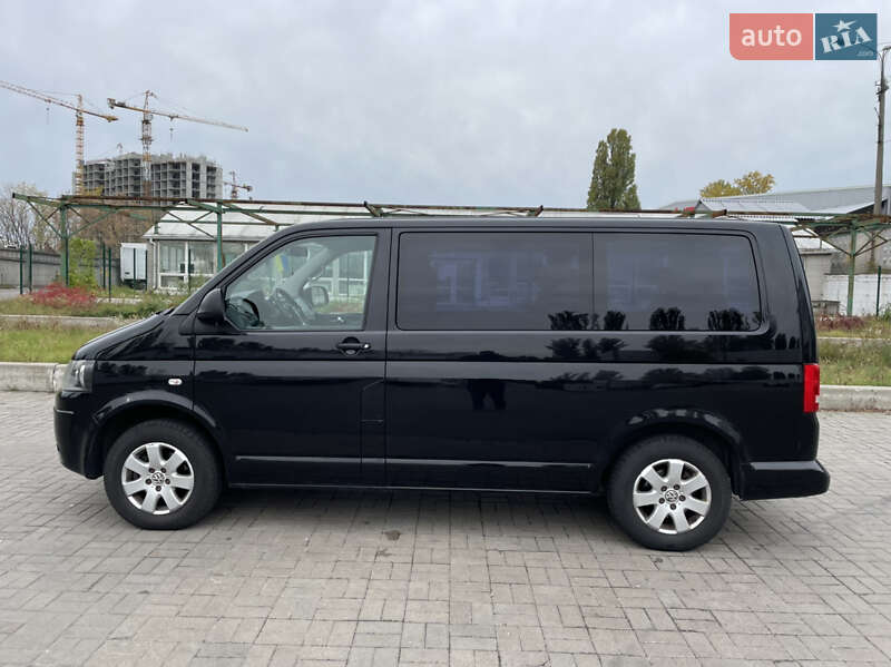Минивэн Volkswagen Multivan 2012 в Киеве