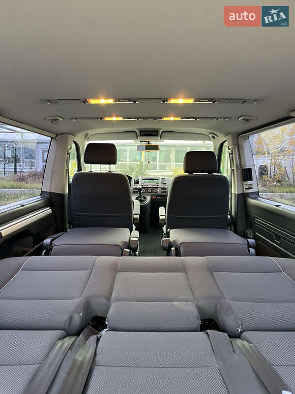 Минивэн Volkswagen Multivan 2012 в Киеве