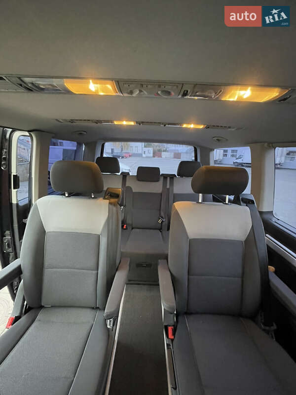 Минивэн Volkswagen Multivan 2012 в Киеве