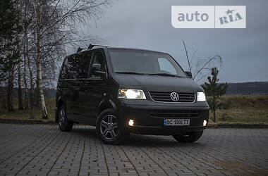 Минивэн Volkswagen Multivan 2008 в Дрогобыче