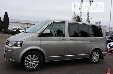 Минивэн Volkswagen Multivan 2011 в Ровно