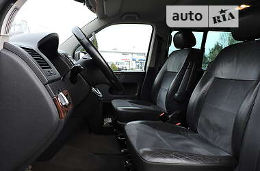 Минивэн Volkswagen Multivan 2011 в Ровно