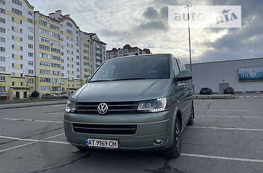 Минивэн Volkswagen Multivan 2004 в Ивано-Франковске
