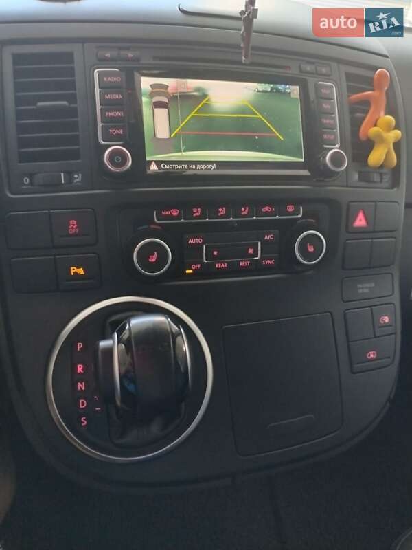 Мінівен Volkswagen Multivan 2012 в Луцьку