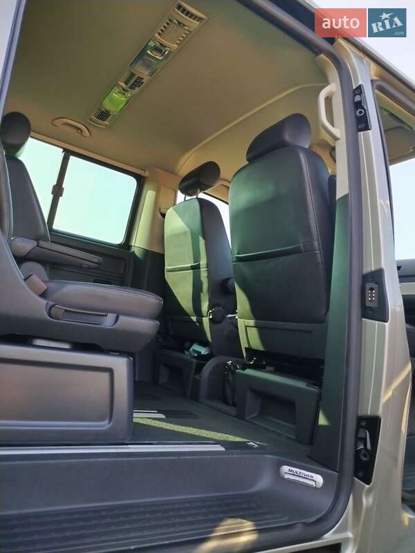 Мінівен Volkswagen Multivan 2012 в Луцьку