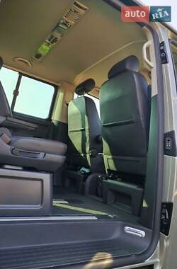 Минивэн Volkswagen Multivan 2012 в 
