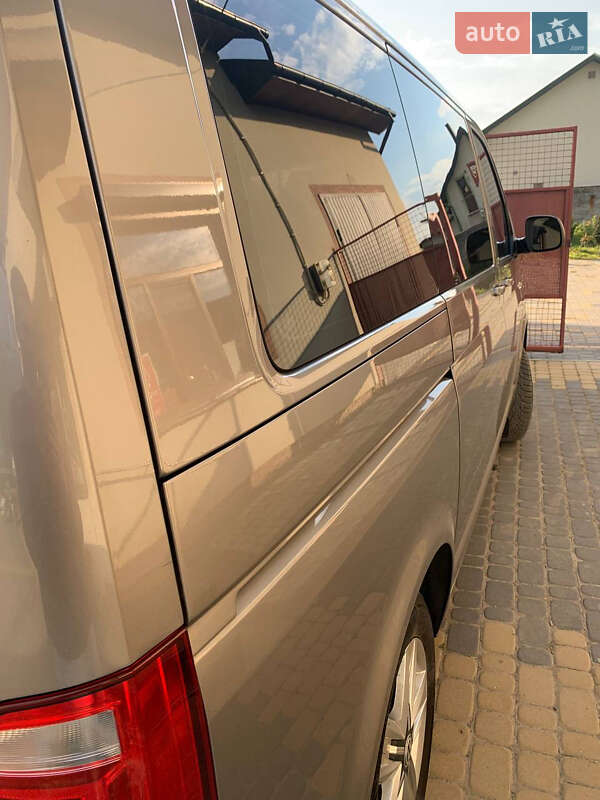Мінівен Volkswagen Multivan 2018 в Стрию