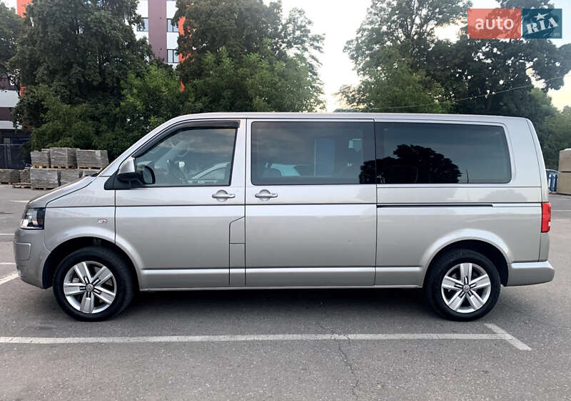 Volkswagen Multivan 2011