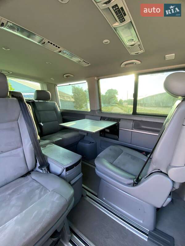 Мінівен Volkswagen Multivan 2005 в Києві