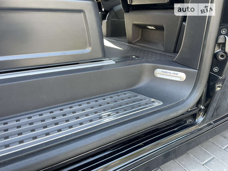 Мінівен Volkswagen Multivan 2019 в Києві