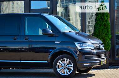 Минивэн Volkswagen Multivan 2017 в 