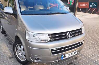 Минивэн Volkswagen Multivan 2005 в Львове