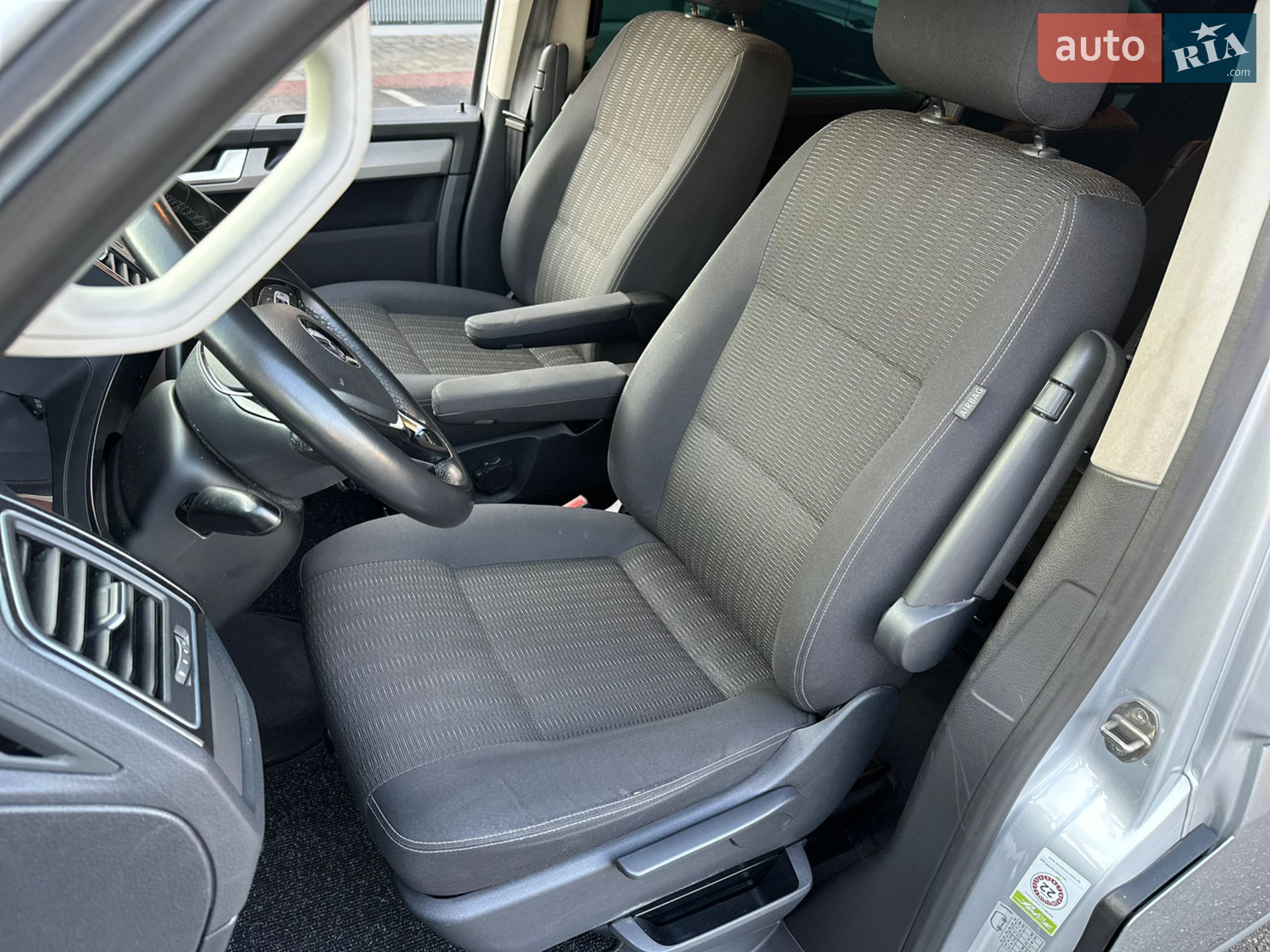 2019 Volkswagen Multivan - мініатюра 22