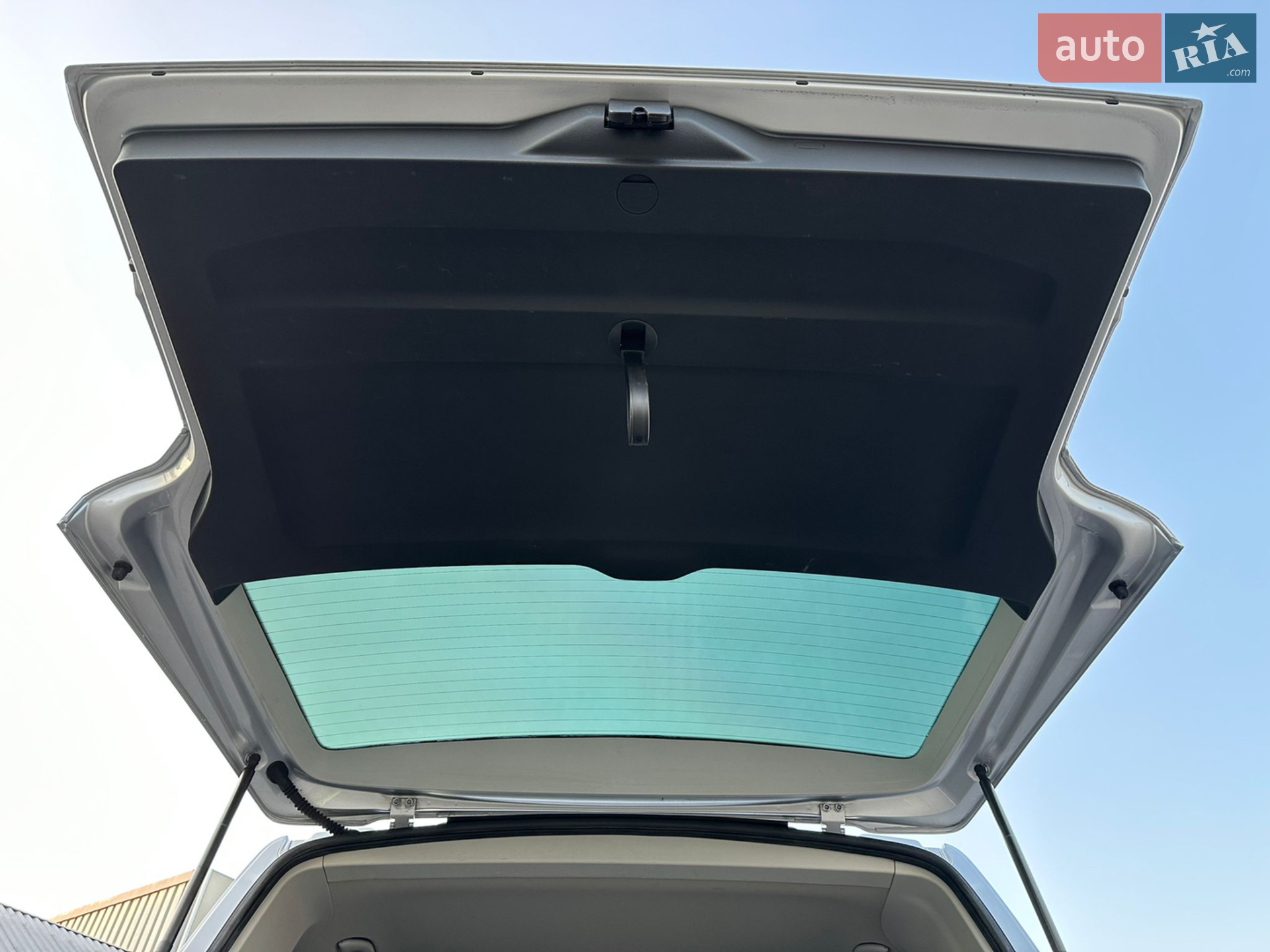 2019 Volkswagen Multivan - мініатюра 38