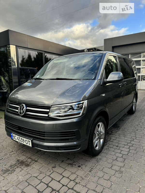 Мінівен Volkswagen Multivan 2016 в Львові