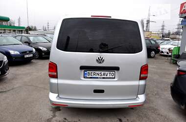 Минивэн Volkswagen Multivan 2010 в Львове