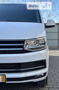 Мінівен Volkswagen Multivan 2016 в Луцьку