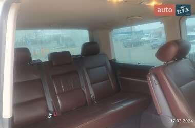 Минивэн Volkswagen Multivan 2012 в 