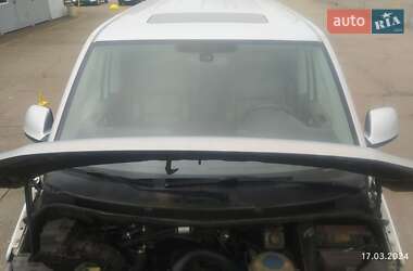 Минивэн Volkswagen Multivan 2012 в 
