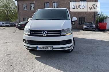 Минивэн Volkswagen Multivan 2017 в Киеве