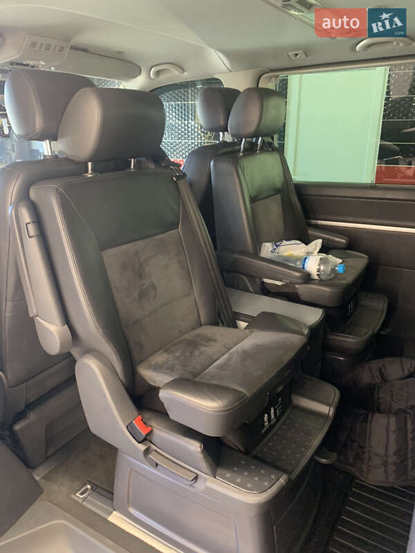 Мінівен Volkswagen Multivan 2011 в Кривому Розі