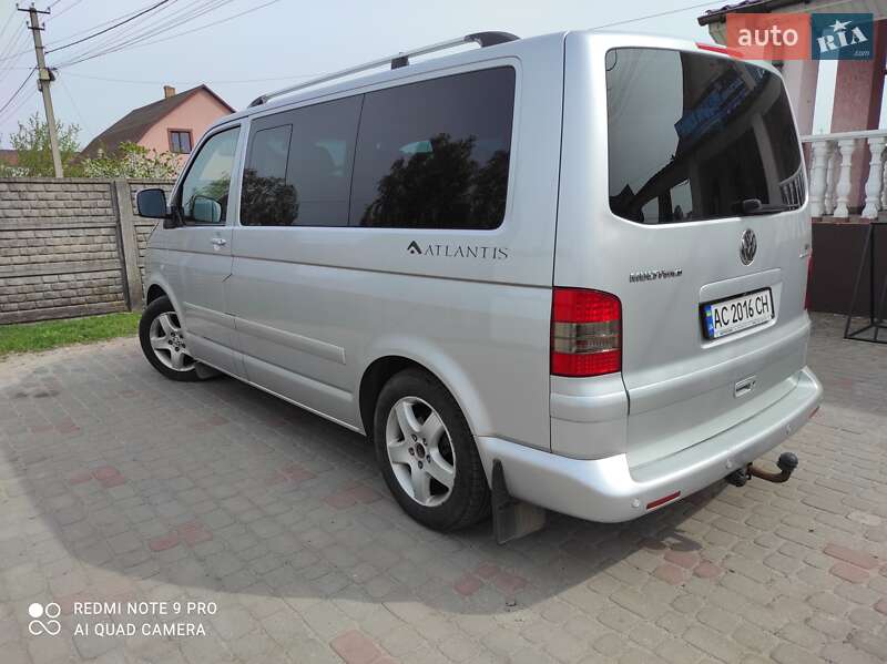 Минивэн Volkswagen Multivan 2008 в Любомле