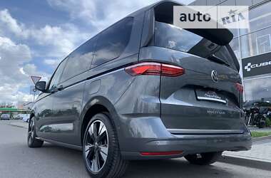 Минивэн Volkswagen Multivan 2022 в Мукачево