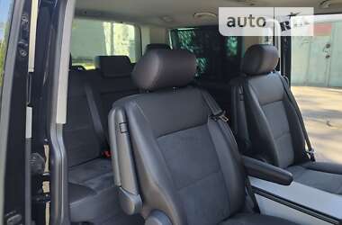 Минивэн Volkswagen Multivan 2015 в Киеве