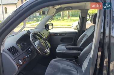 Мінівен Volkswagen Multivan 2015 в Києві