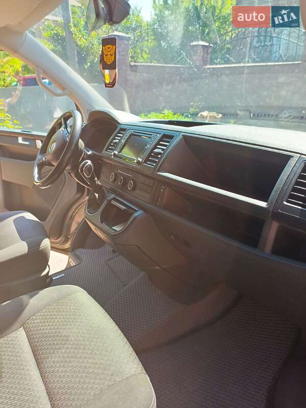 Минивэн Volkswagen Multivan 2017 в Мироновке фото 6 Минивэн Volkswagen Multivan 2017 в Мироновке