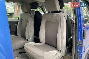 Минивэн Volkswagen Multivan 2003 в 