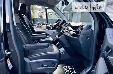 Мінівен Volkswagen Multivan 2019 в Києві