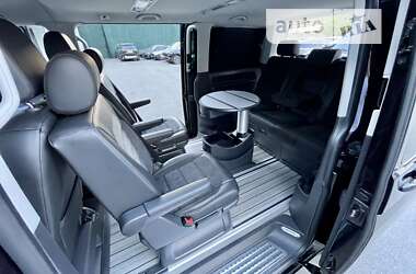 Мінівен Volkswagen Multivan 2019 в Києві