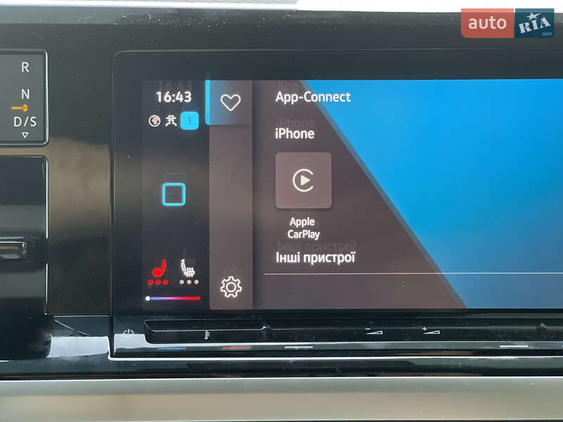 Минивэн Volkswagen Multivan 2023 в Киеве