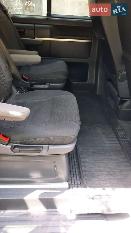 Минивэн Volkswagen Multivan 2012 в Черноморске фото 10 Минивэн Volkswagen Multivan 2012 в Черноморске