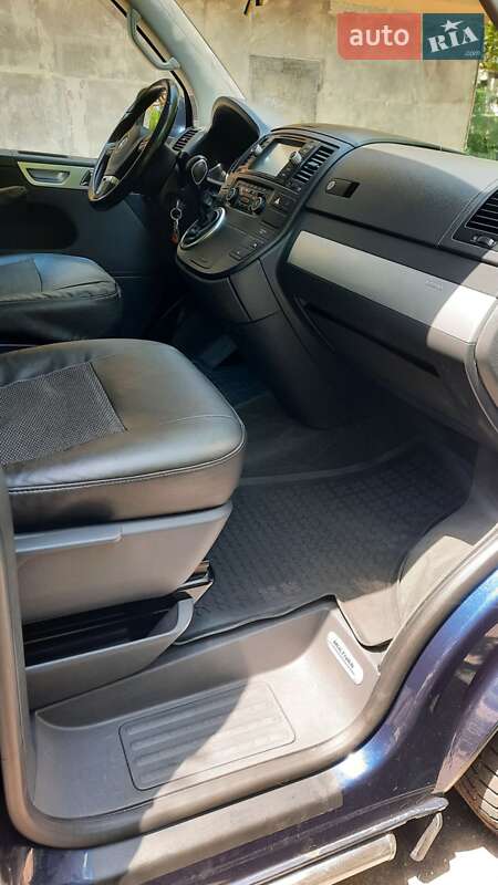 Минивэн Volkswagen Multivan 2012 в Черноморске фото 9 Минивэн Volkswagen Multivan 2012 в Черноморске
