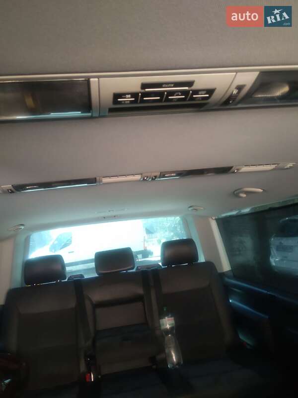Минивэн Volkswagen Multivan 2010 в Коростышеве