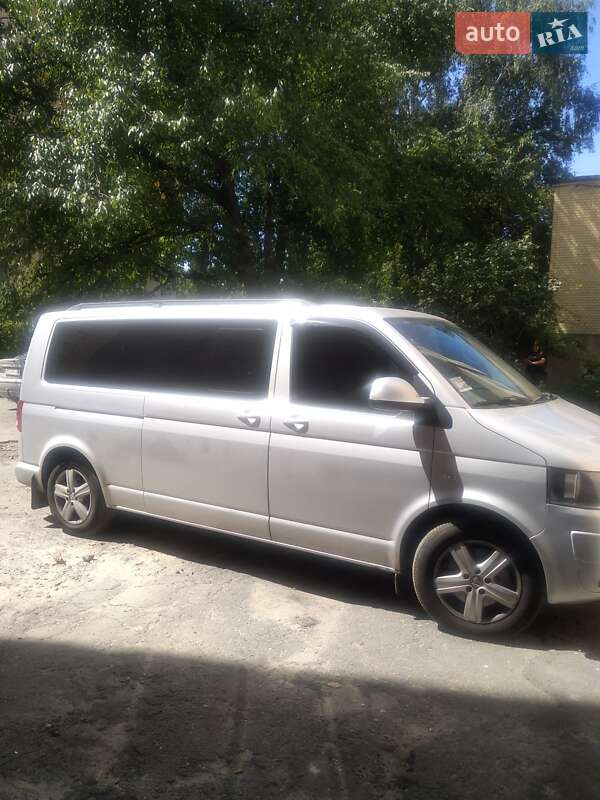 Volkswagen Multivan 2010