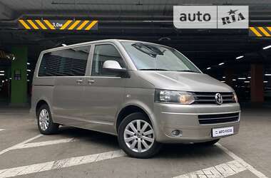 Мінівен Volkswagen Multivan 2012 в Києві