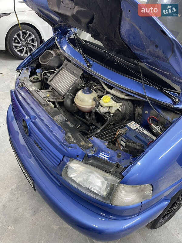 Минивэн Volkswagen Multivan 2002 в Хмельницком фото 20 Минивэн Volkswagen Multivan 2002 в Хмельницком